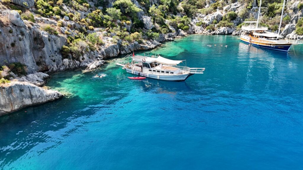 WhatsApp Image 2025-10-24 at 21.47.56